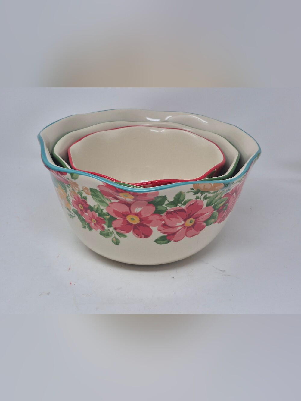 Pioneer Women Three Floral Nesting Mixing Bowls Scalloped Edges